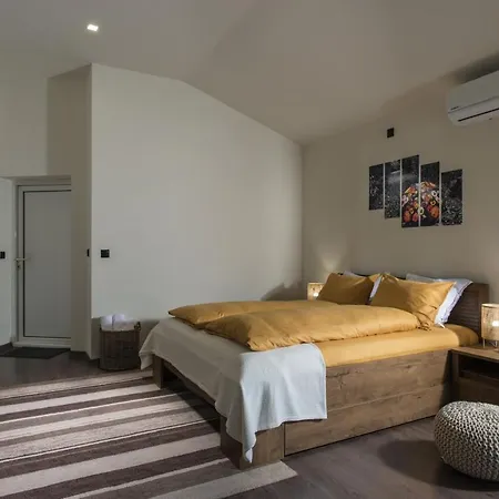 франк/villa Frank Enina