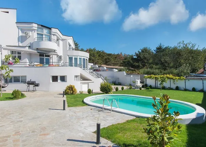 франк/villa Frank * Enina